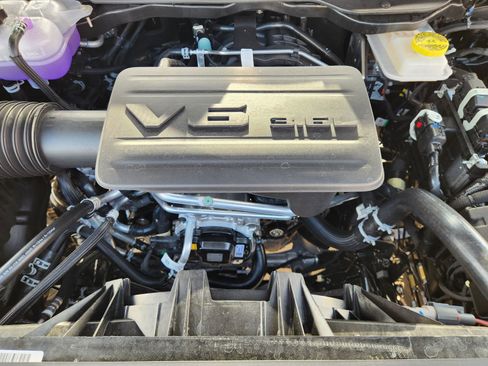 New 2026 RAM 1500 4x4 Crew Cab image 23