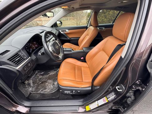 Used 2012 Lexus CT 200h Premium image 13