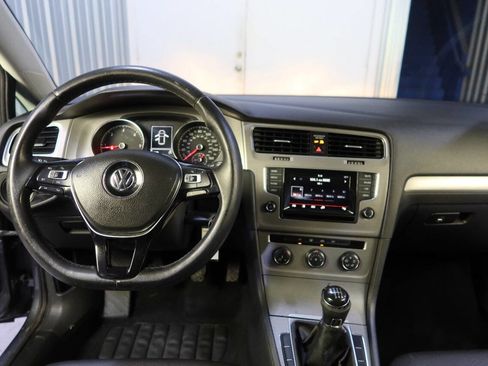 Used 2015 Volkswagen Golf TDI S FWD image 20