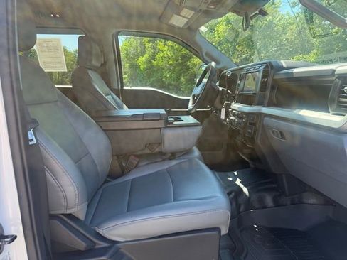 Used 2023 Ford F350 XL w/ FX4 Off-Road Package AWD/4WD image 23