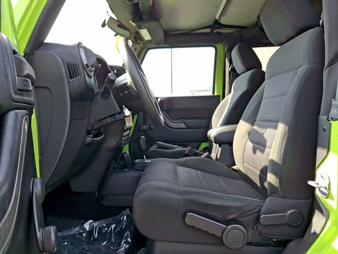 Used 2012 Jeep Wrangler Sport AWD/4WD image 11