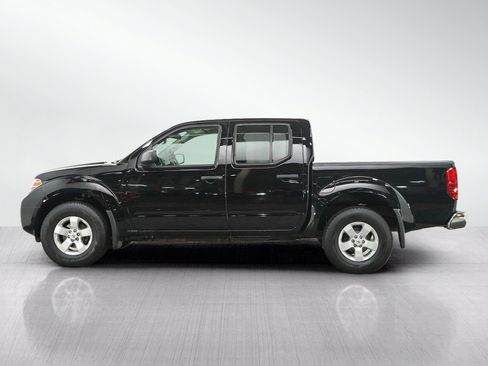 Used 2012 Nissan Frontier SV AWD/4WD image 2