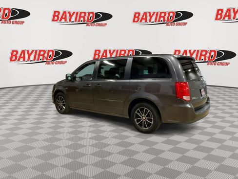 Used 2016 Dodge Grand Caravan SXT FWD image 6