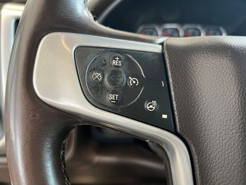 Used 2015 GMC Sierra 1500 SLT w/ SLT Preferred Package AWD/4WD image 17