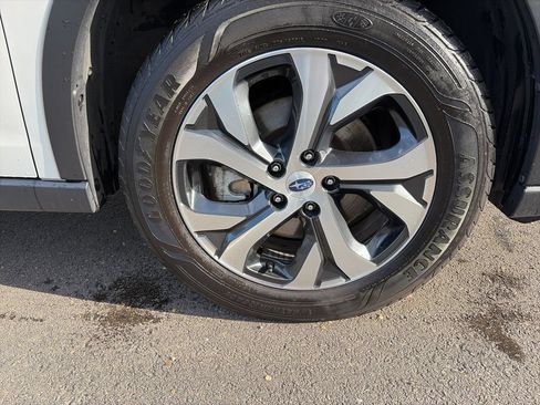 Used 2022 Subaru Outback Touring AWD/4WD image 24