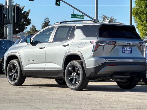 New 2026 Chevrolet Equinox LT image 8