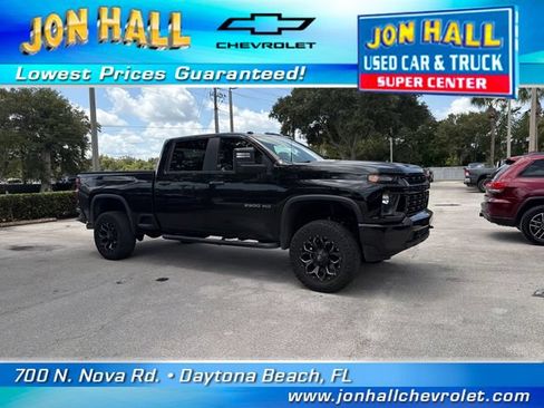 Used 2021 Chevrolet Silverado 2500 Custom w/ Custom Value Package AWD/4WD image 17