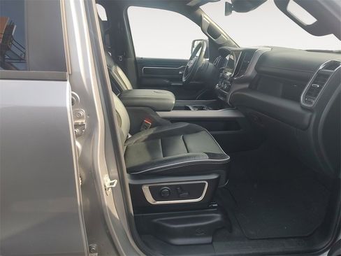 Used 2024 RAM 1500 Laramie image 15
