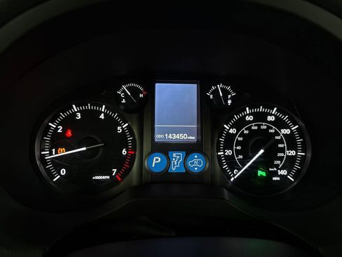 Used 2014 Lexus GX 460 Luxury image 24