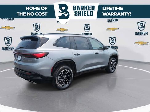 Used 2025 Buick Enclave Sport Touring FWD image 4