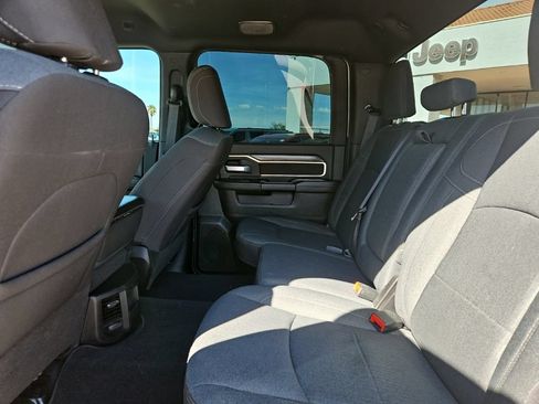 Certified 2024 RAM 2500 Big Horn w/ Sport Appearance Package AWD/4WD image 17