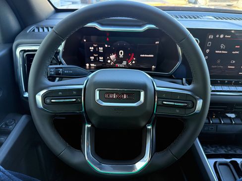 New 2026 GMC Canyon Elevation w/ Convenience Package image 14