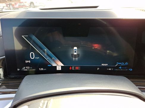 Used 2025 BMW X5 xDrive50e image 22