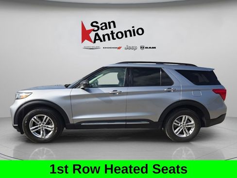 Used 2022 Ford Explorer XLT image 5