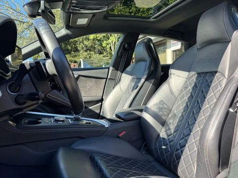 Used 2019 Audi S5 Premium Plus w/ Premium Plus image 17