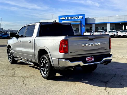 Used 2025 RAM 1500 Laramie image 9