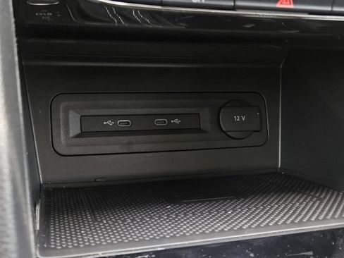 Used 2023 Volkswagen Atlas SEL AWD/4WD image 33