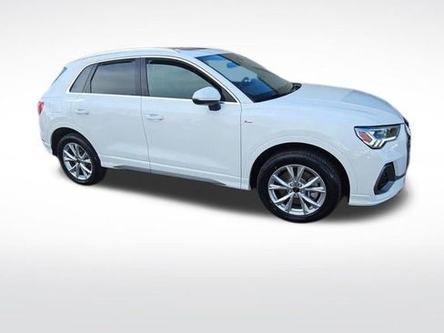 Used 2024 Audi Q3 2.0T Premium image 9