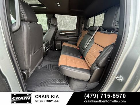 Used 2025 Chevrolet Silverado 1500 High Country w/ Technology Package image 26