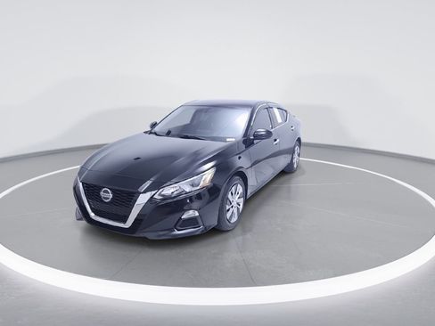 Used 2019 Nissan Altima 2.5 S FWD image 3