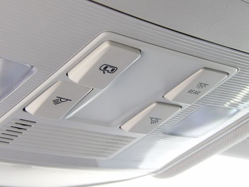 Used 2024 Volkswagen Jetta S image 25