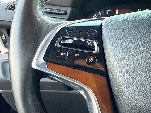 Used 2017 Cadillac Escalade Luxury image 38