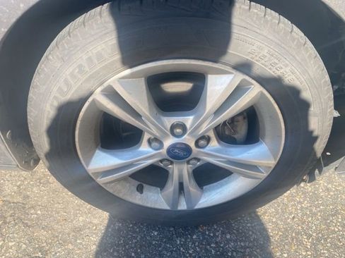 Used 2014 Ford Focus SE image 10
