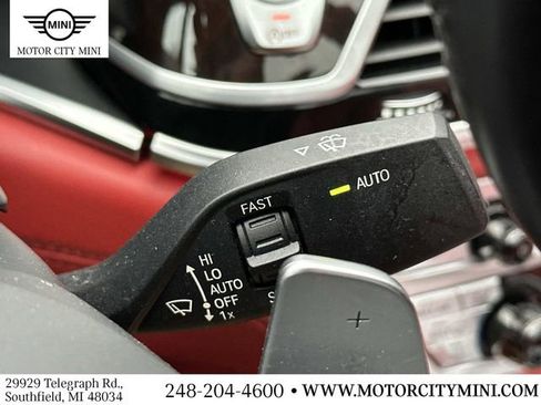 Used 2022 BMW 750i xDrive w/ Executive Package image 28