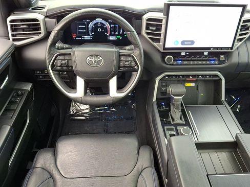 Certified 2022 Toyota Tundra Platinum w/ Advanced Package AWD/4WD image 25