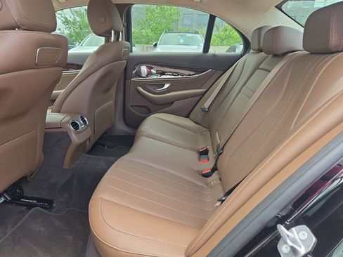 Used 2018 Mercedes-Benz E 300 image 18