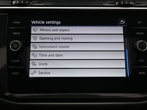 Used 2024 Volkswagen Tiguan SE R-Line AWD/4WD image 25