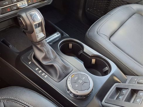 Used 2025 Ford Bronco Big Bend AWD/4WD image 19