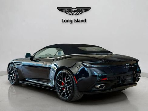 Used 2024 Aston Martin DB12 Convertible RWD image 9