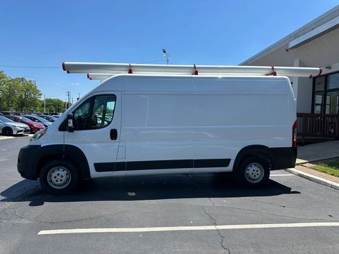 Used 2022 RAM ProMaster 2500 w/ Safety Group FWD image 5