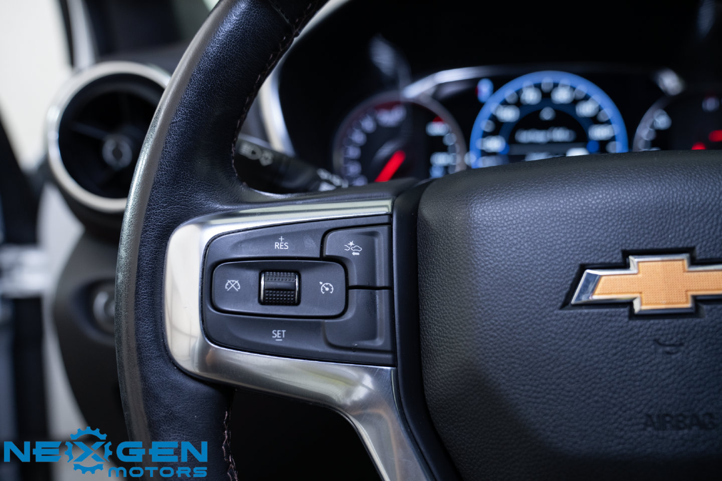 Used 2022 Chevrolet Blazer Premier w/ Enhanced Convenience Package AWD/4WD image 18