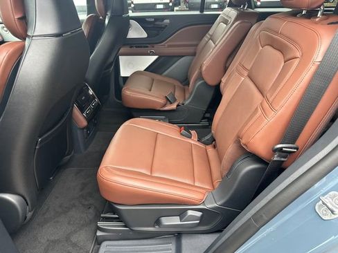 New 2026 Lincoln Aviator Reserve AWD/4WD image 19