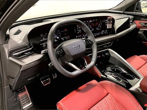 New 2025 Audi SQ5 Premium Plus image 6