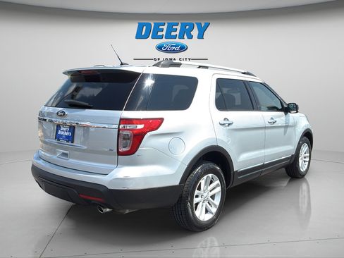 Used 2014 Ford Explorer XLT AWD/4WD image 6