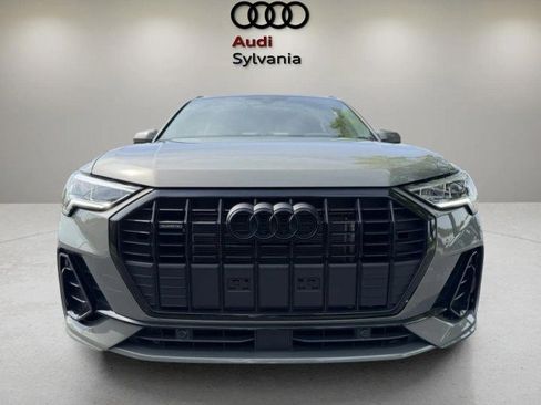 Certified 2025 Audi Q3 2.0T Premium w/ Convenience Package AWD/4WD image 2