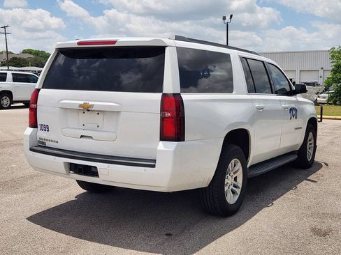 Used 2020 Chevrolet Suburban LS AWD/4WD image 4