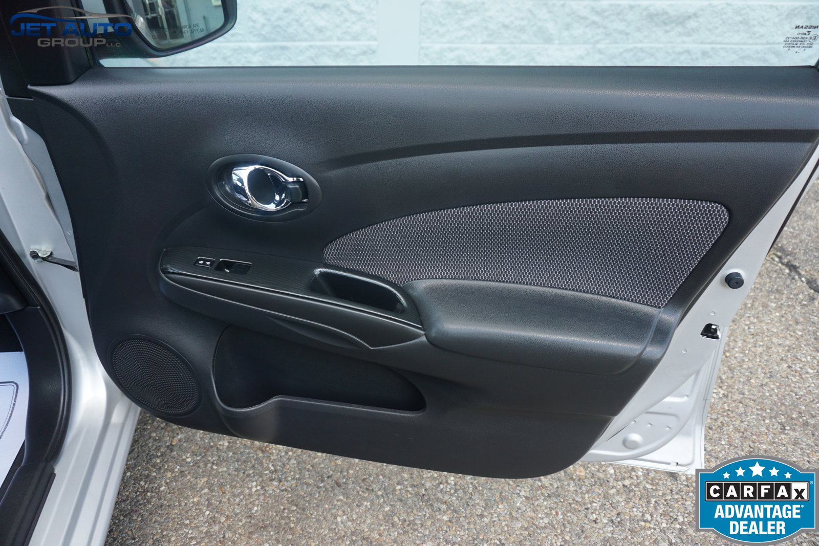 Used 2016 Nissan Versa SV w/ Fog Lights Package FWD image 22