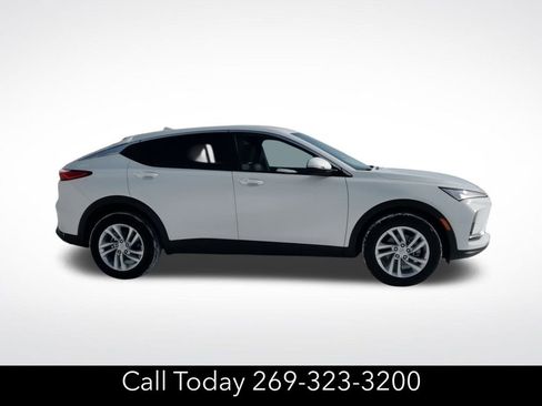 New 2025 Buick Envista Preferred w/ Convenience I Package image 10