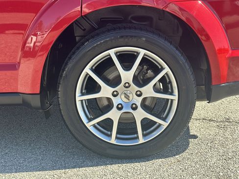 Used 2019 Dodge Journey GT image 19