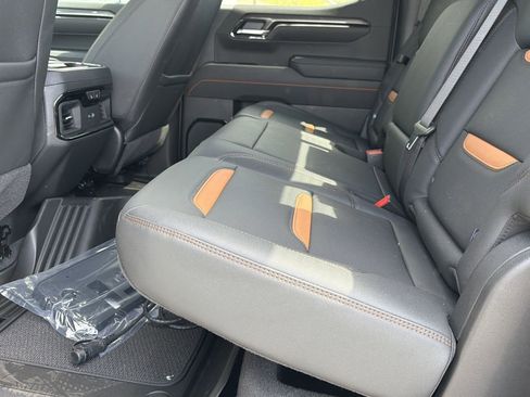 New 2026 GMC Sierra 1500 AT4 w/ Technology Package image 21