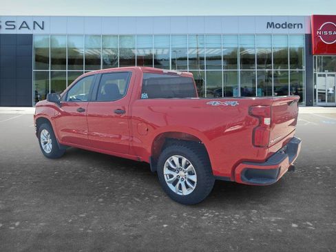 Used 2021 Chevrolet Silverado 1500 Custom AWD/4WD image 6