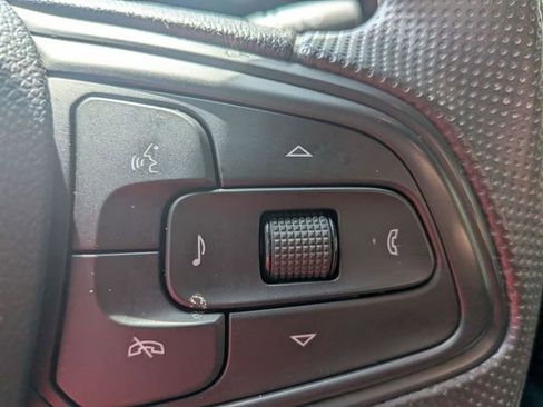 Used 2025 Buick Envista Preferred image 20