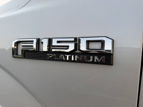 Used 2019 Ford F150 Platinum w/ Equipment Group 701A Luxury AWD/4WD image 16