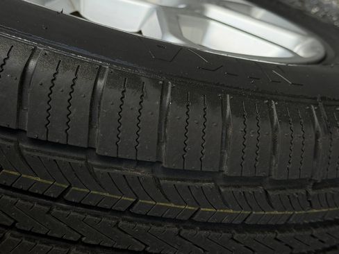 Used 2019 Jeep Renegade Latitude w/ Safety & Security Group II FWD image 48