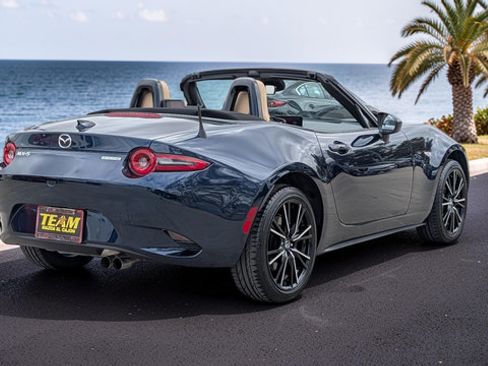 Certified 2025 MAZDA MX-5 Miata Grand Touring RWD image 6