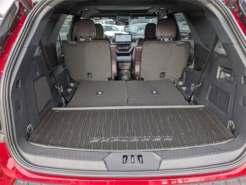 New 2026 Ford Explorer Platinum image 16